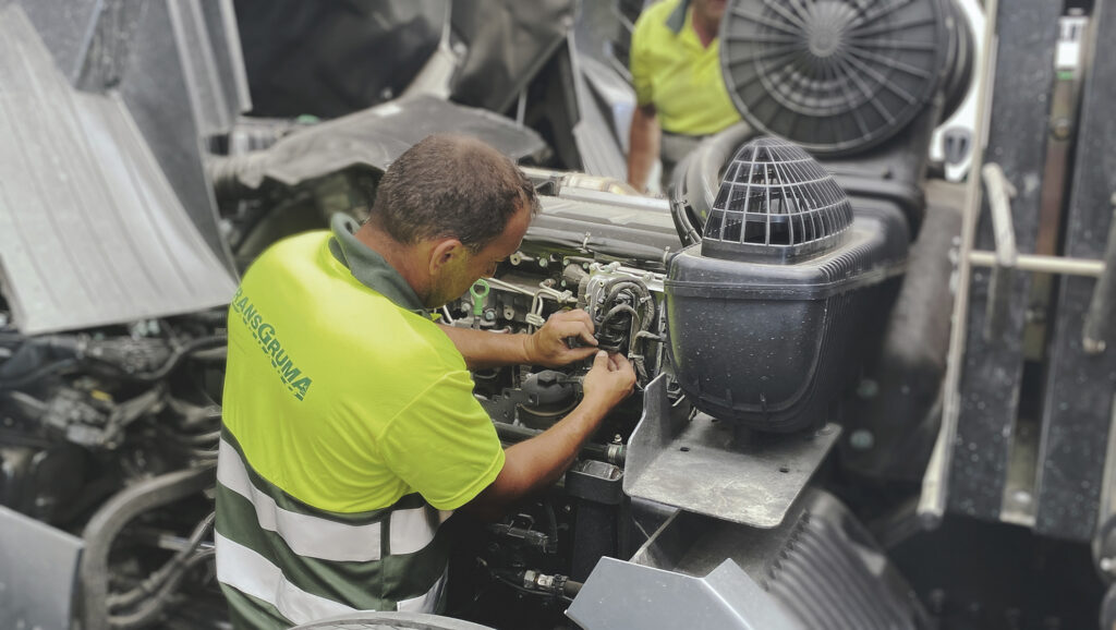 TALLER ESPECIALIZADO EN VEHÍCULOS INDUSTRIALES MULTIMARCA